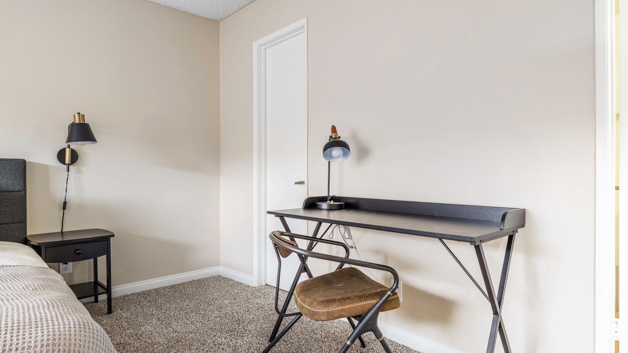 Photo of Bedroom in Downtown