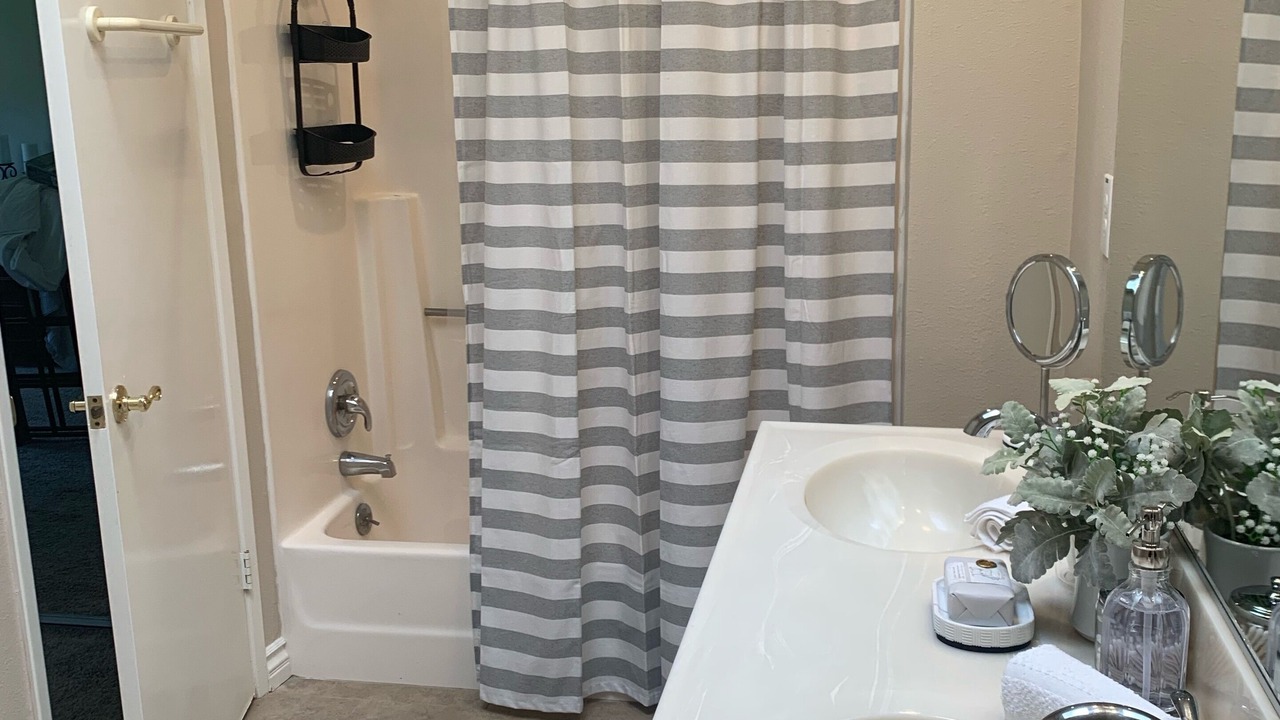 Photo of Bathroom in Alessandro Heights