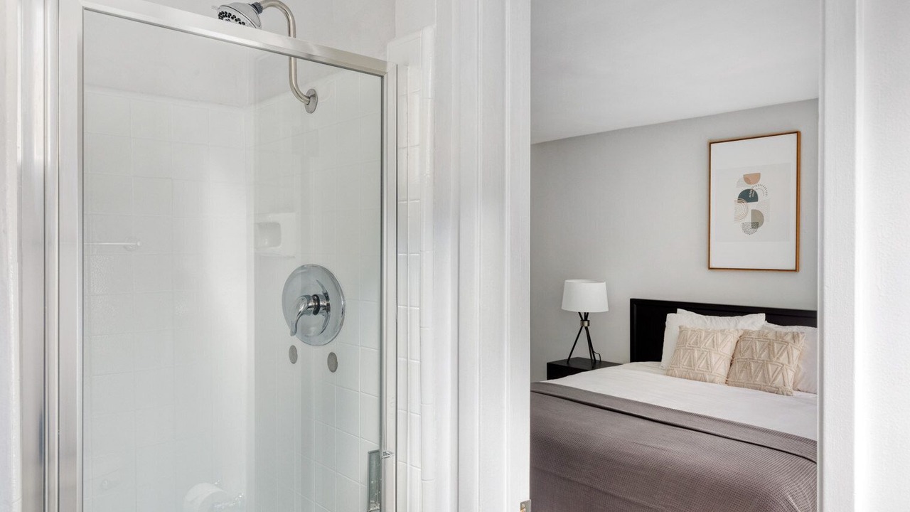 Photo of Bathroom in Beverly Grove