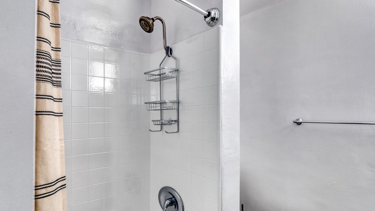 Photo of Bathroom in Beverly Grove