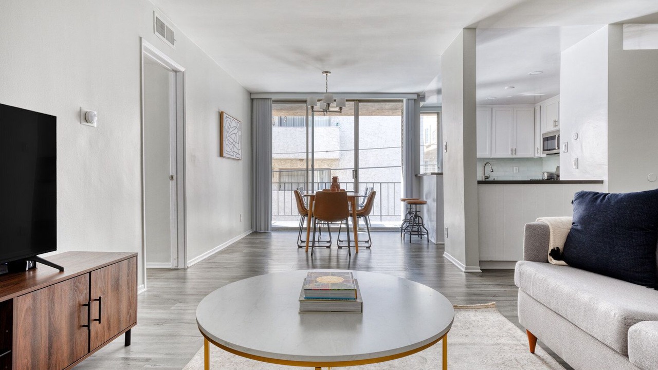 Photo of Livingroom in Beverly Grove