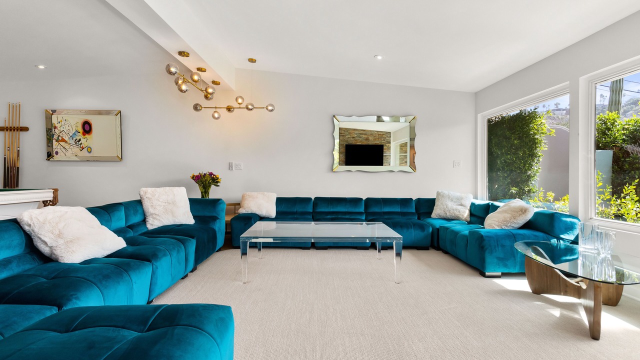Photo of Livingroom in Araby Commons