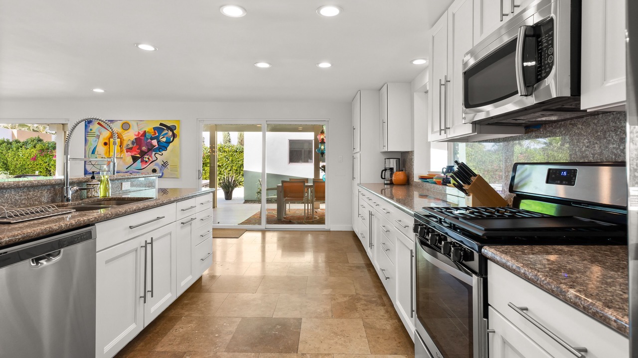 Photo of Kitchen in Araby Commons