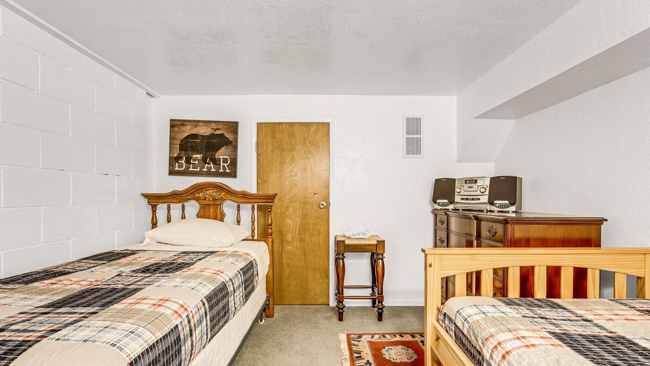 Photo of Bedroom in Bear Valley