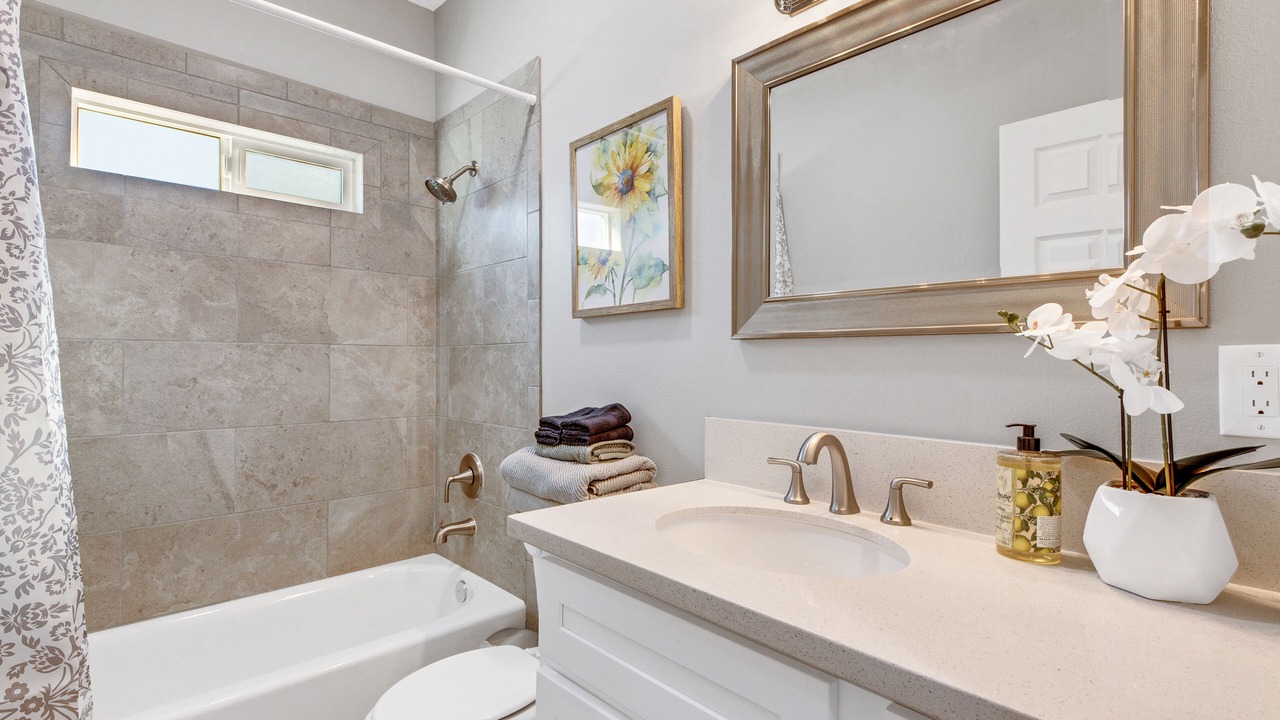 Photo of Bathroom in Santa Fe Springs