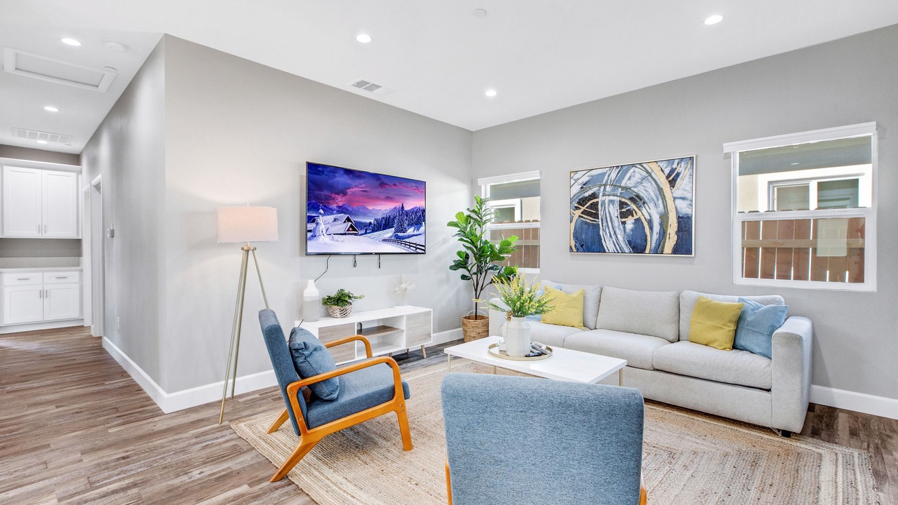Photo of Bedroom in Santa Fe Springs