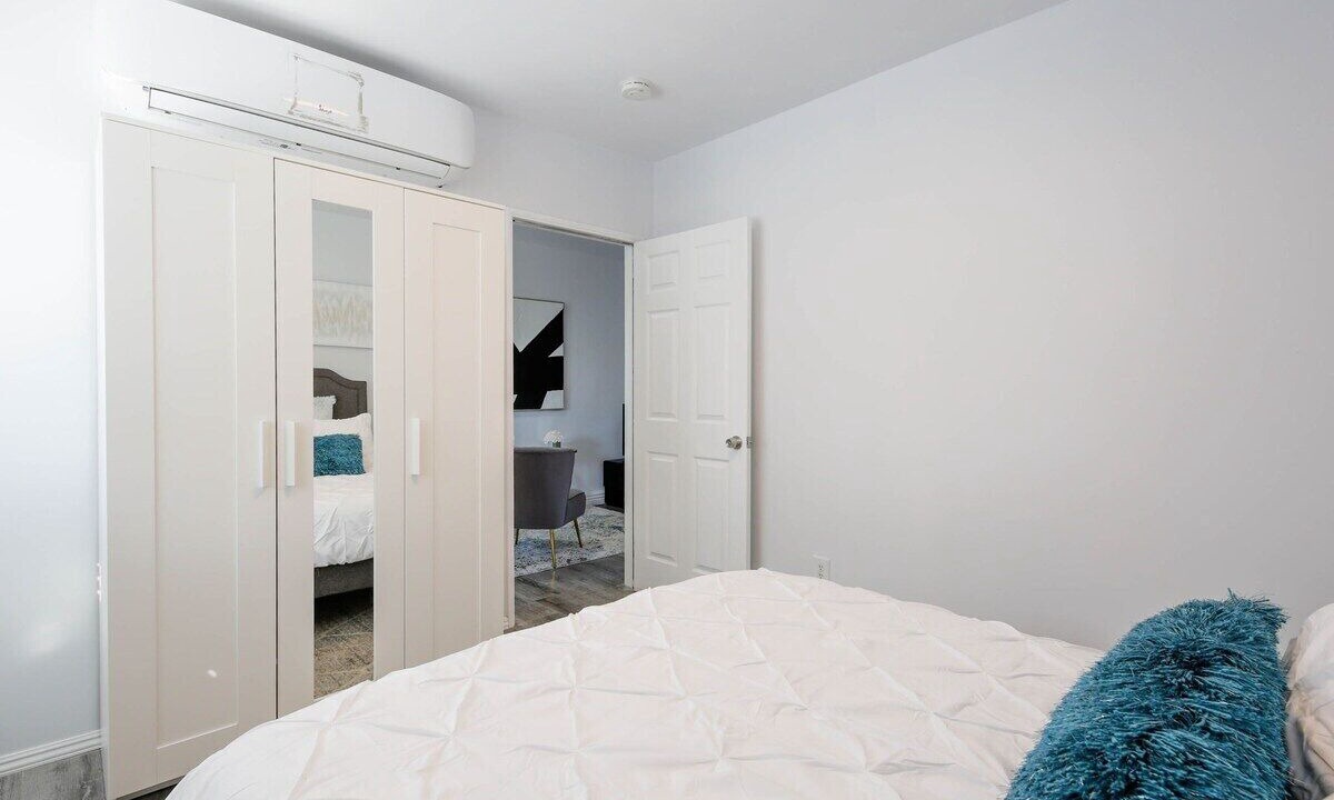 Photo of Bedroom in Los Angeles