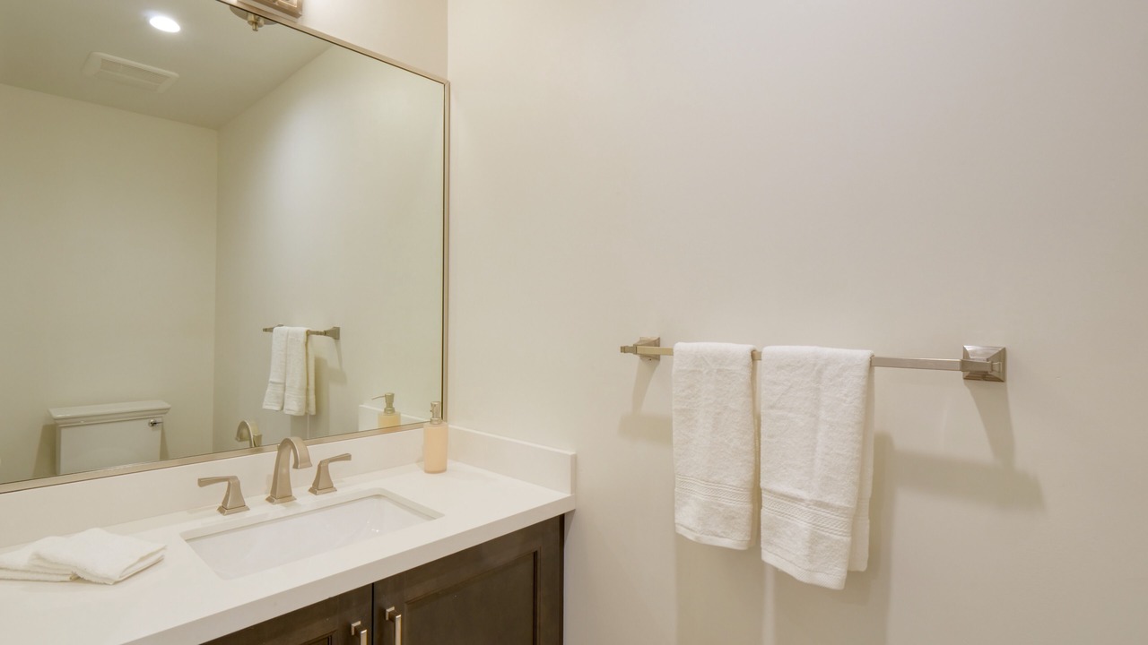 Photo of Bathroom in Pico - Robertson