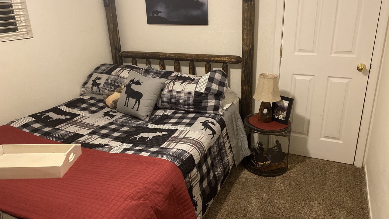 Photo of Bedroom in Mariposa