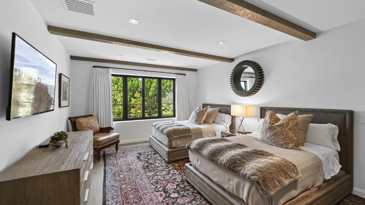 Photo of Bedroom in Hollywood Hills West