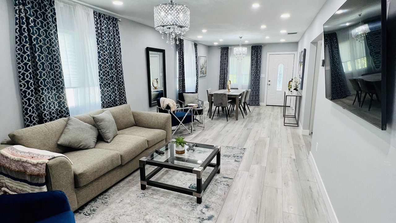 Photo of Livingroom in Glendale