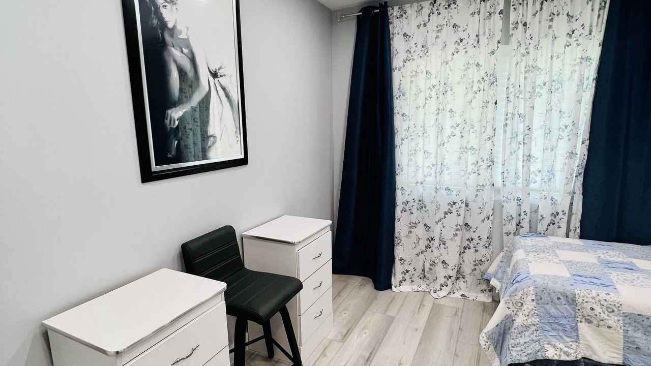 Photo of Bedroom in Glendale