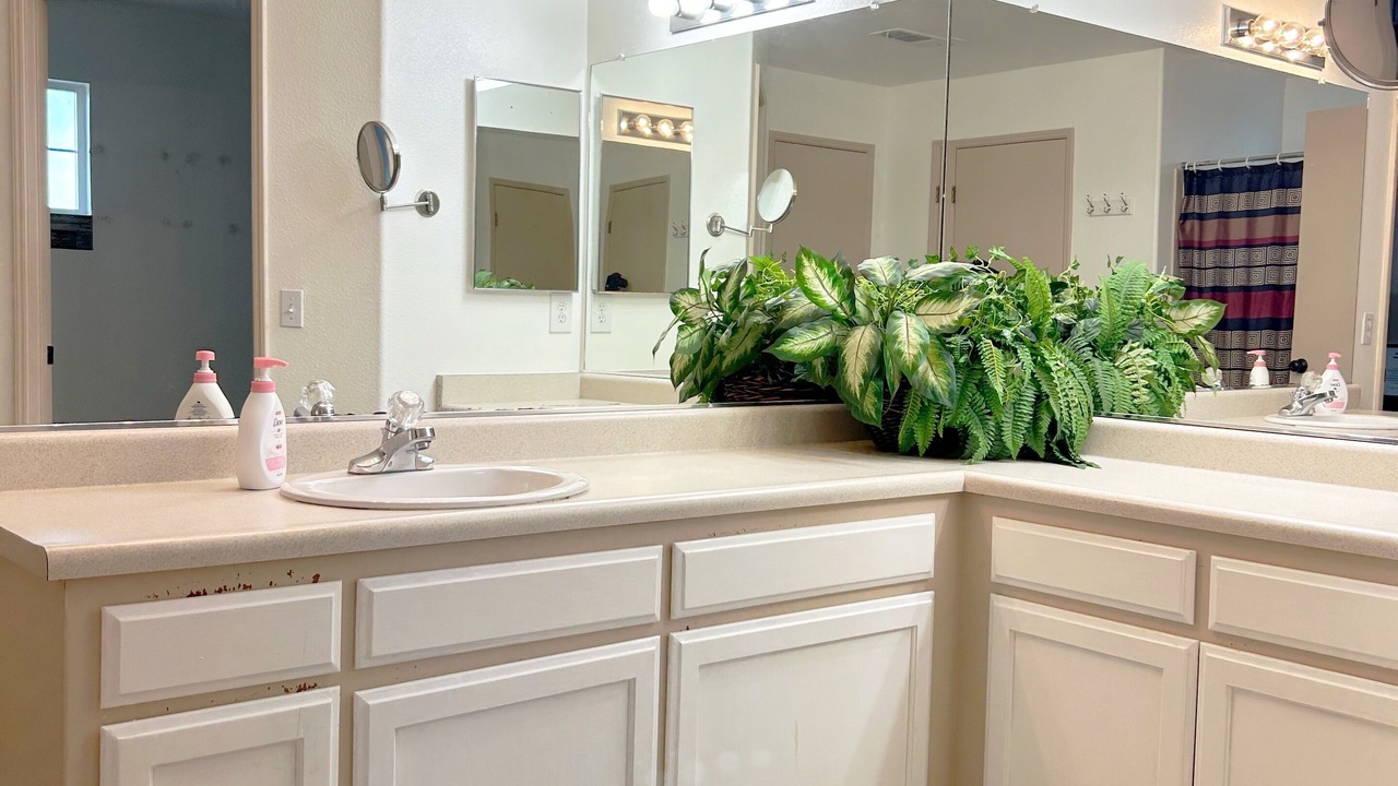 Photo of Bathroom in Tulare