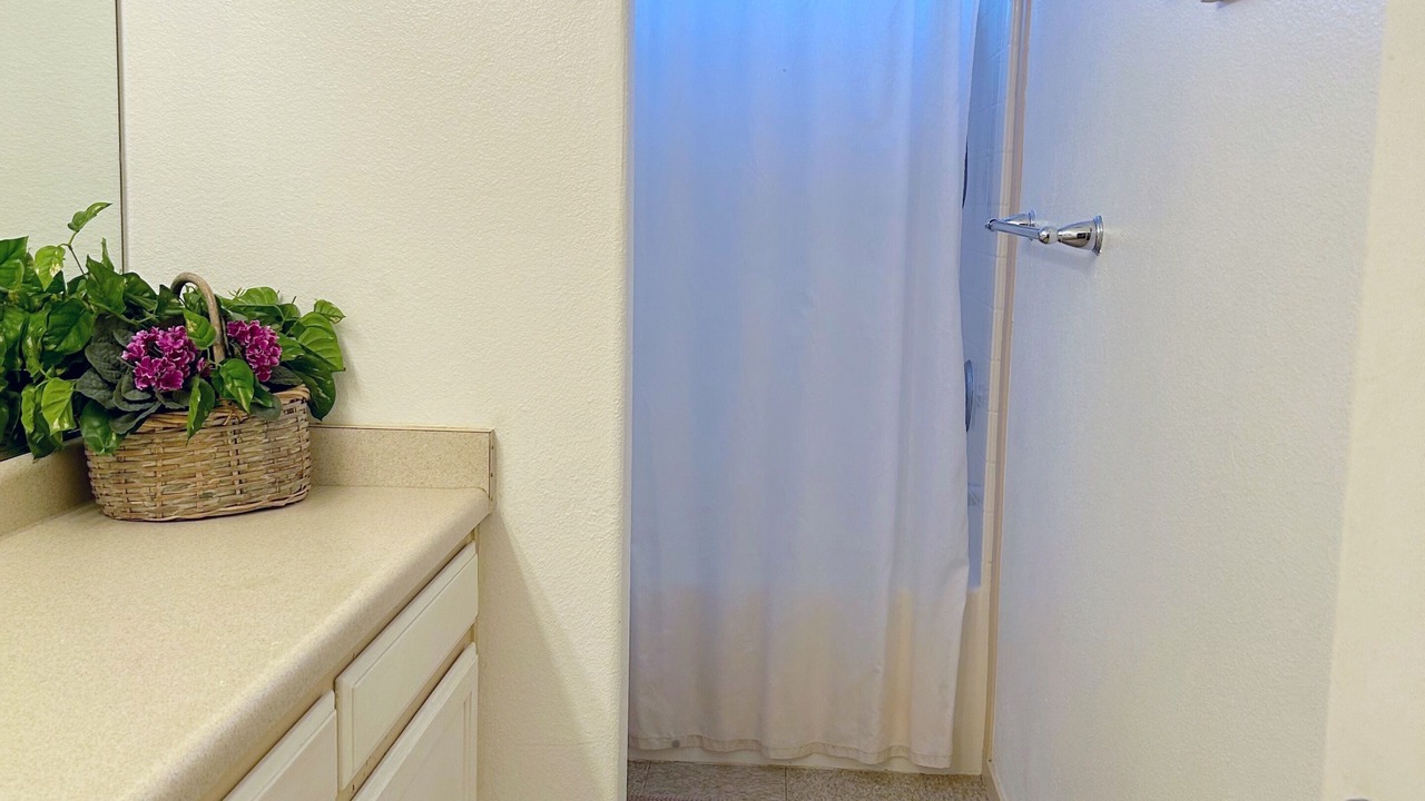 Photo of Bathroom in Tulare