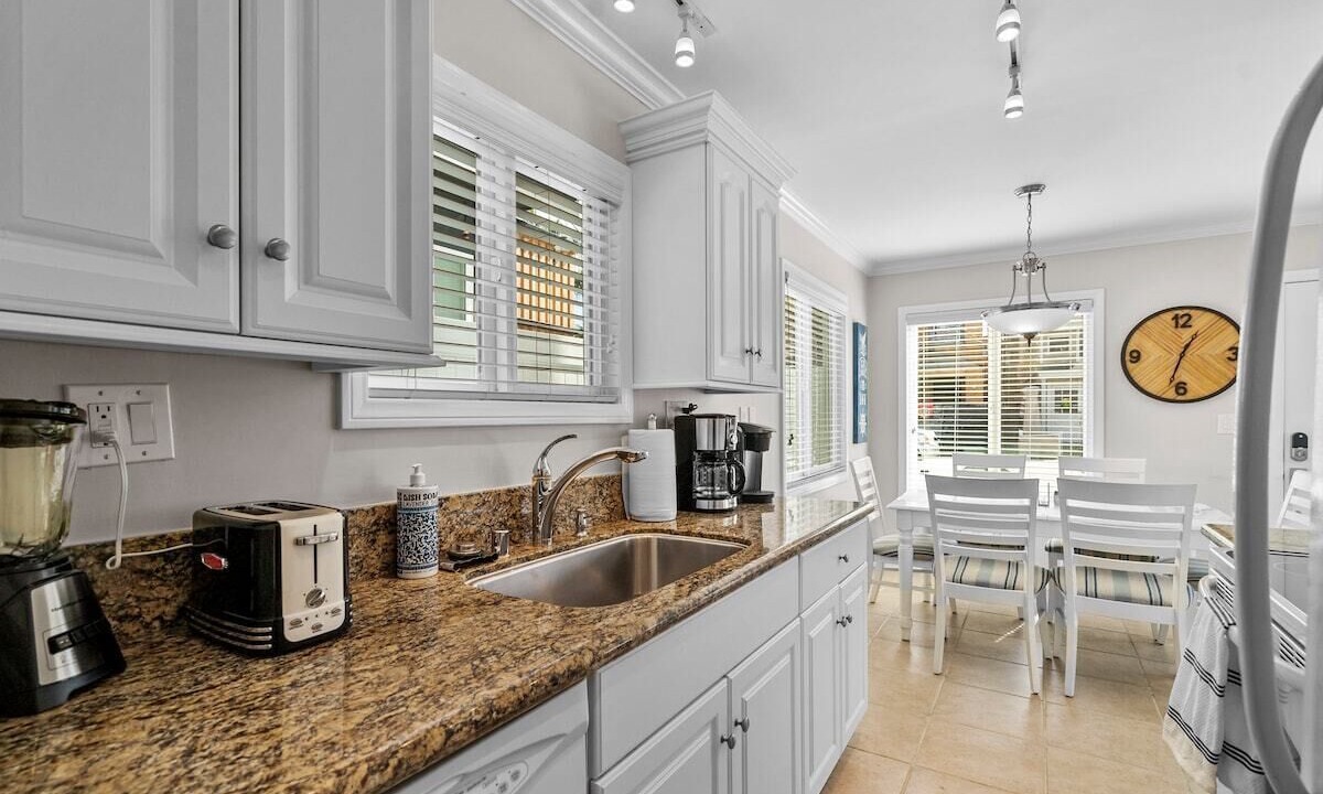Photo of Kitchen in Newport Beach
