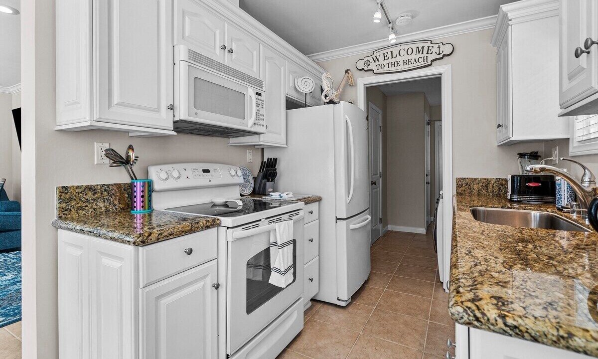 Photo of Kitchen in Newport Beach