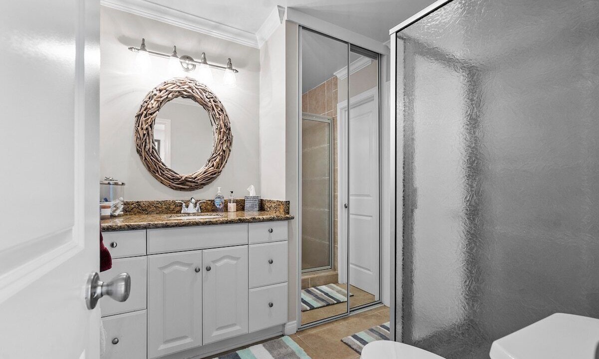 Photo of Bathroom in Newport Beach
