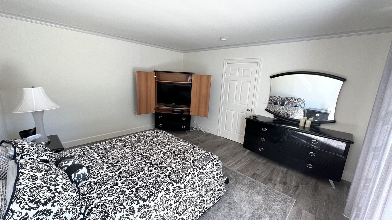 Photo of Bedroom in The Bird Streets