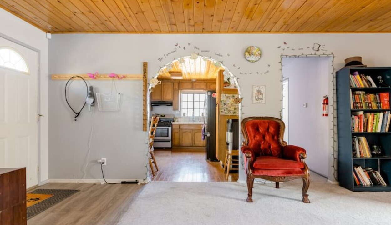 Photo of Bedroom in Frazier Park