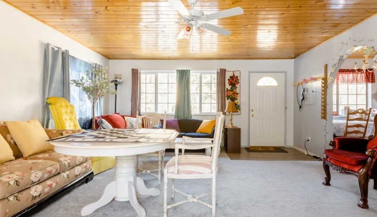 Photo of Bedroom in Frazier Park