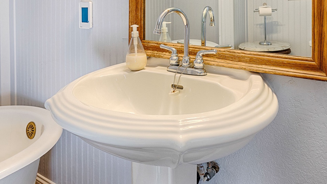 Photo of Bathroom in Cazadero