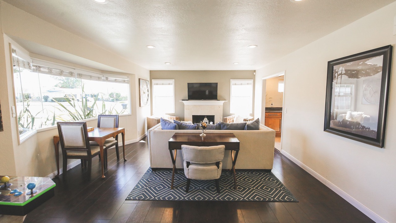 Photo of Livingroom in Hermosa Village