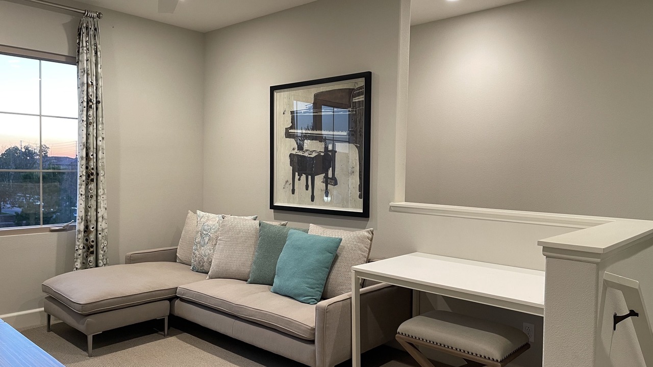 Photo of Livingroom in Irvine