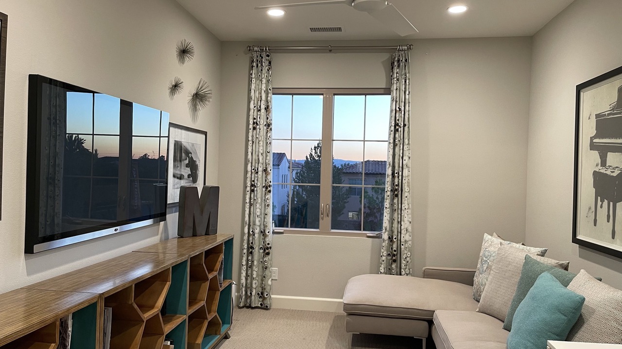 Photo of Livingroom in Irvine