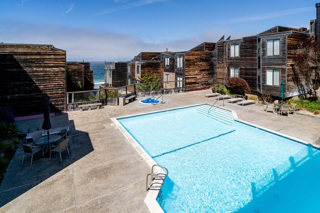 Photo of Outdoor in Monterey
