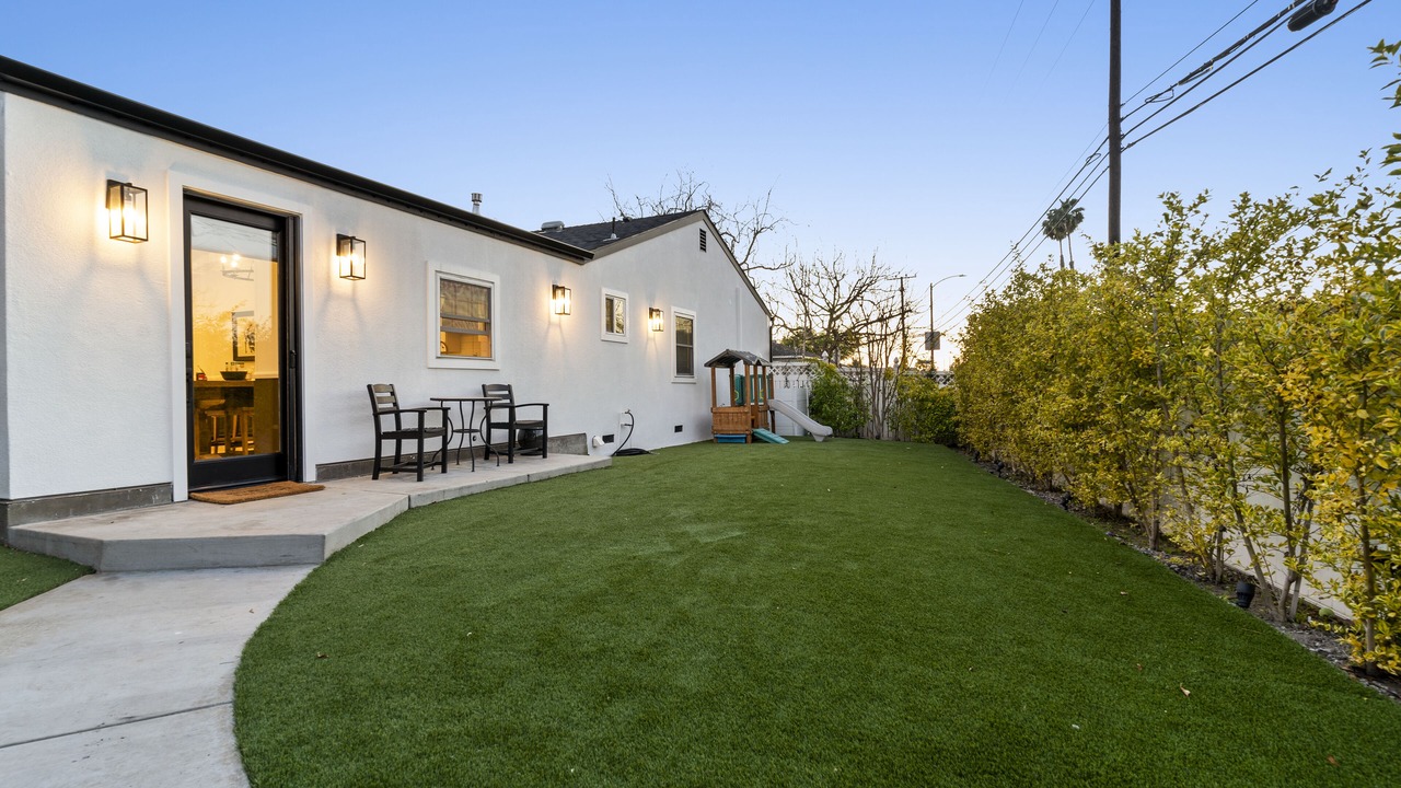 Photo of Patio Balcony in Bixby Knolls