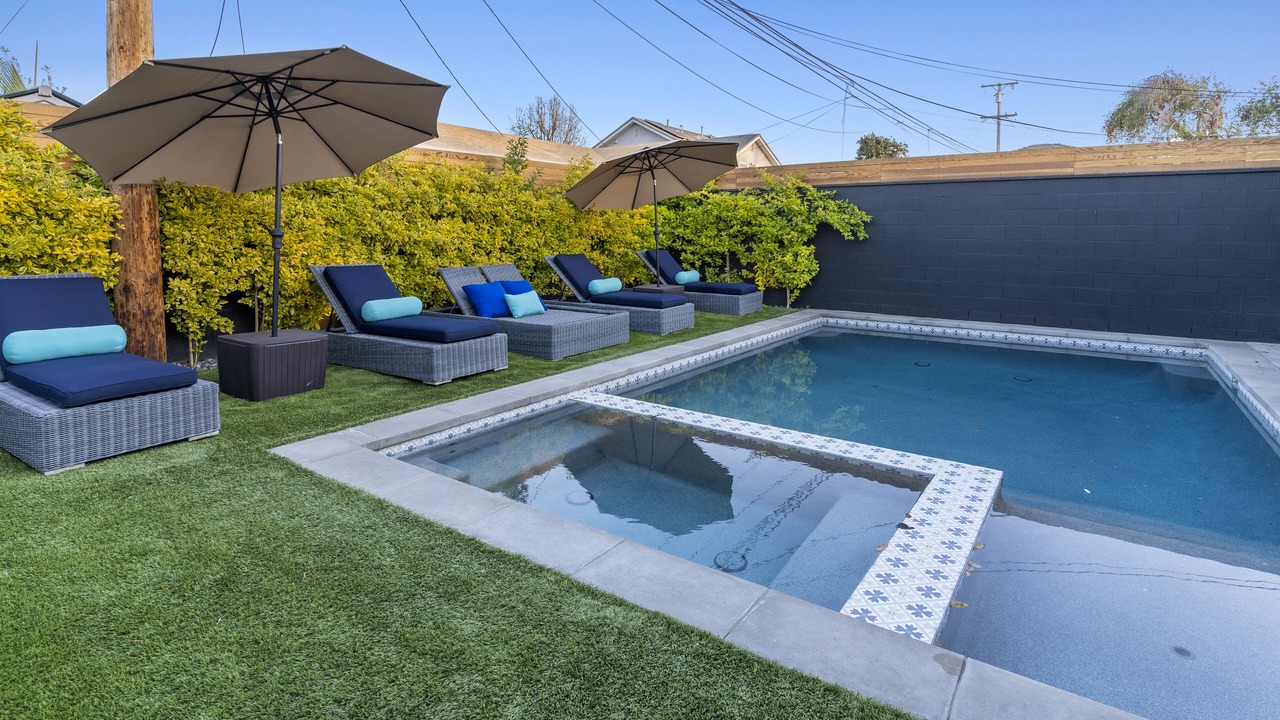 Photo of Outdoor in Bixby Knolls