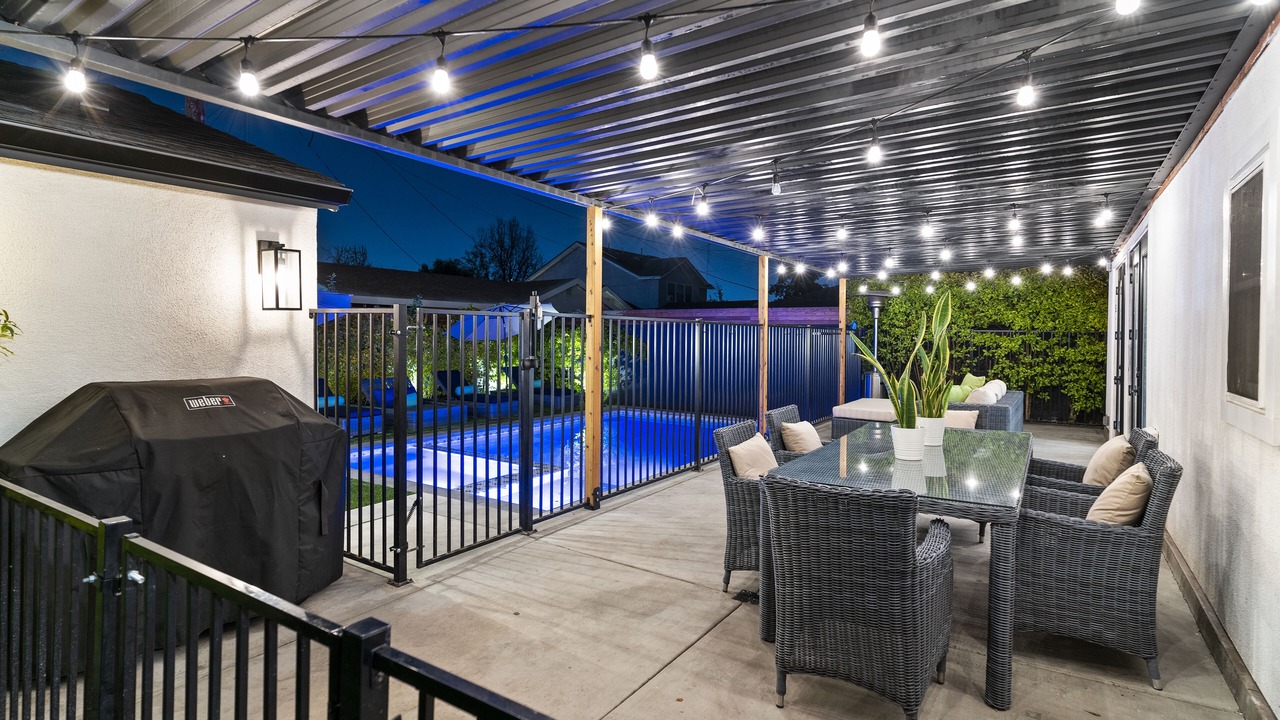 Photo of Outdoor in Bixby Knolls