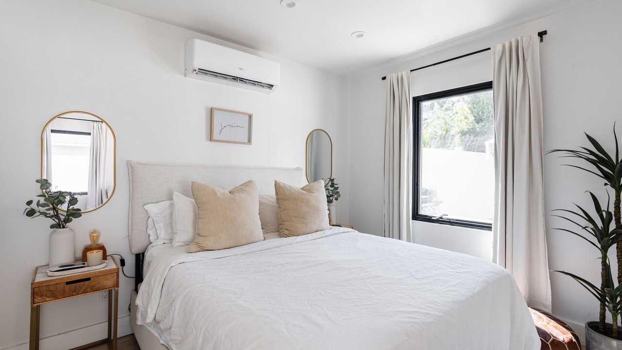 Photo of Bedroom in Talmadge