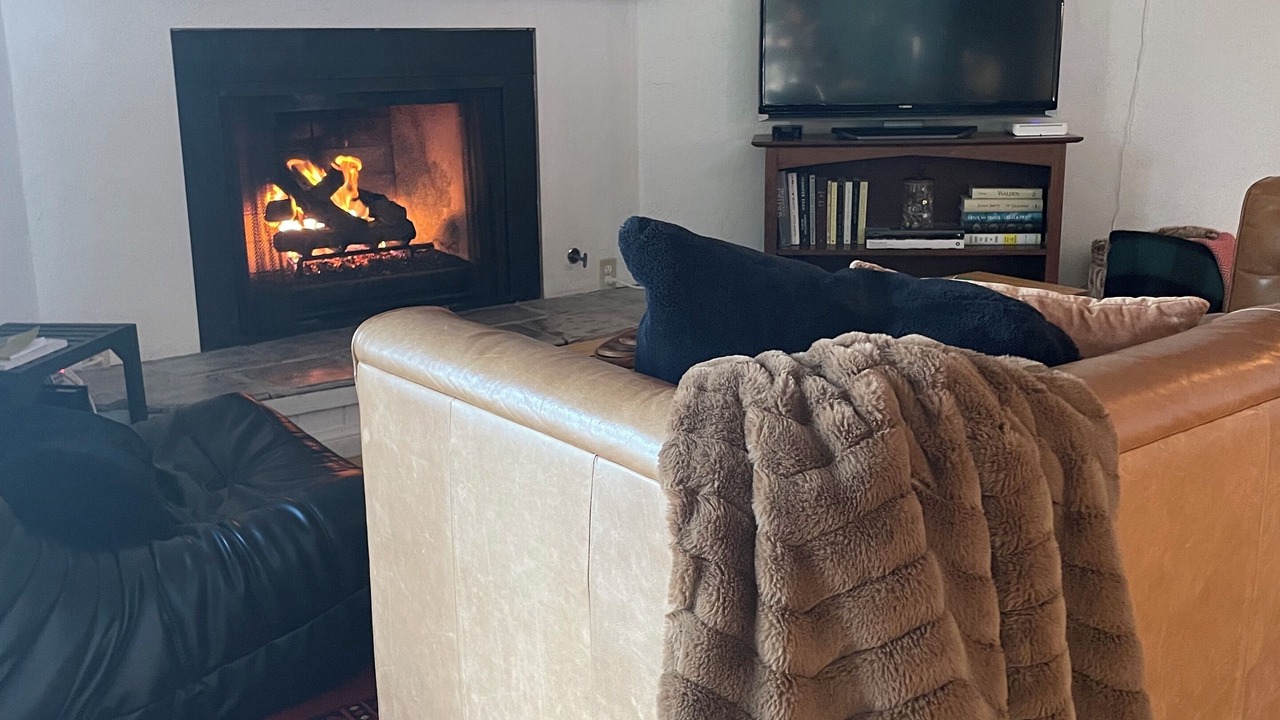 Photo of Livingroom in Cedarpines Park