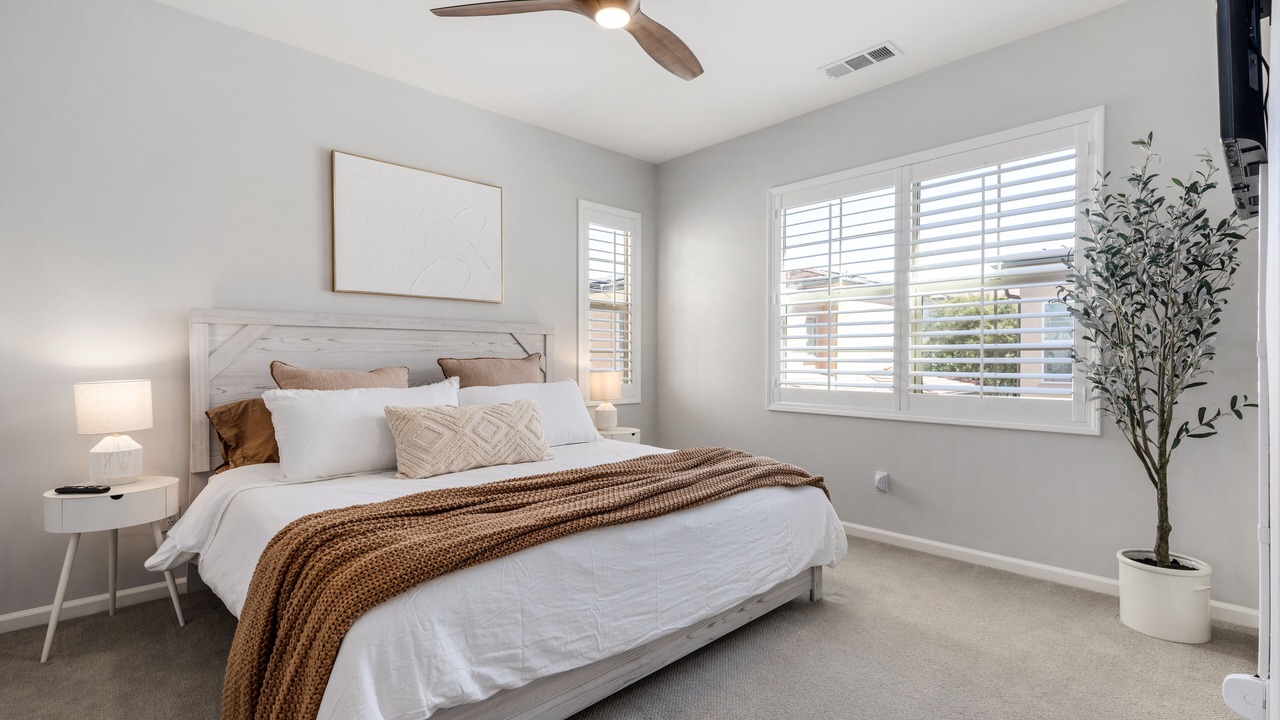 Photo of Bedroom in Santa Clarita