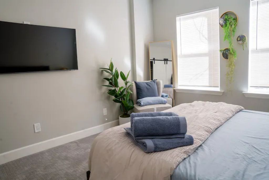 Photo of Bedroom in Hoover - Foster