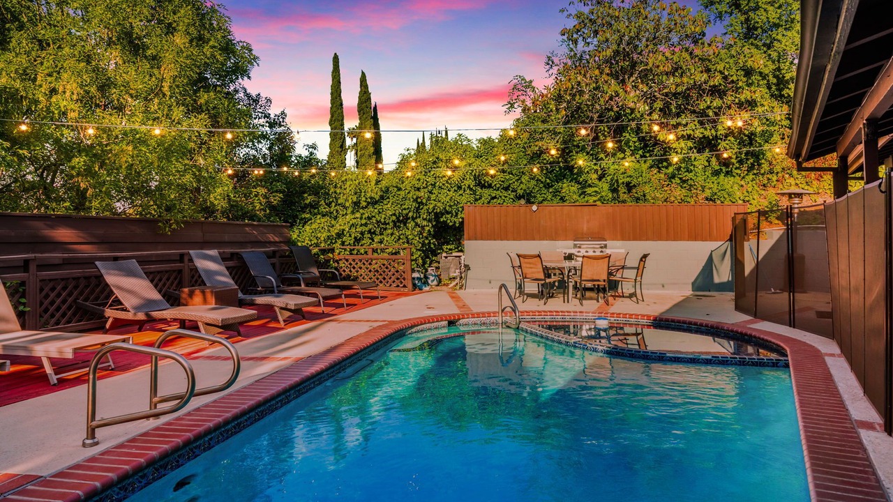 Photo of Outdoor in Studio City