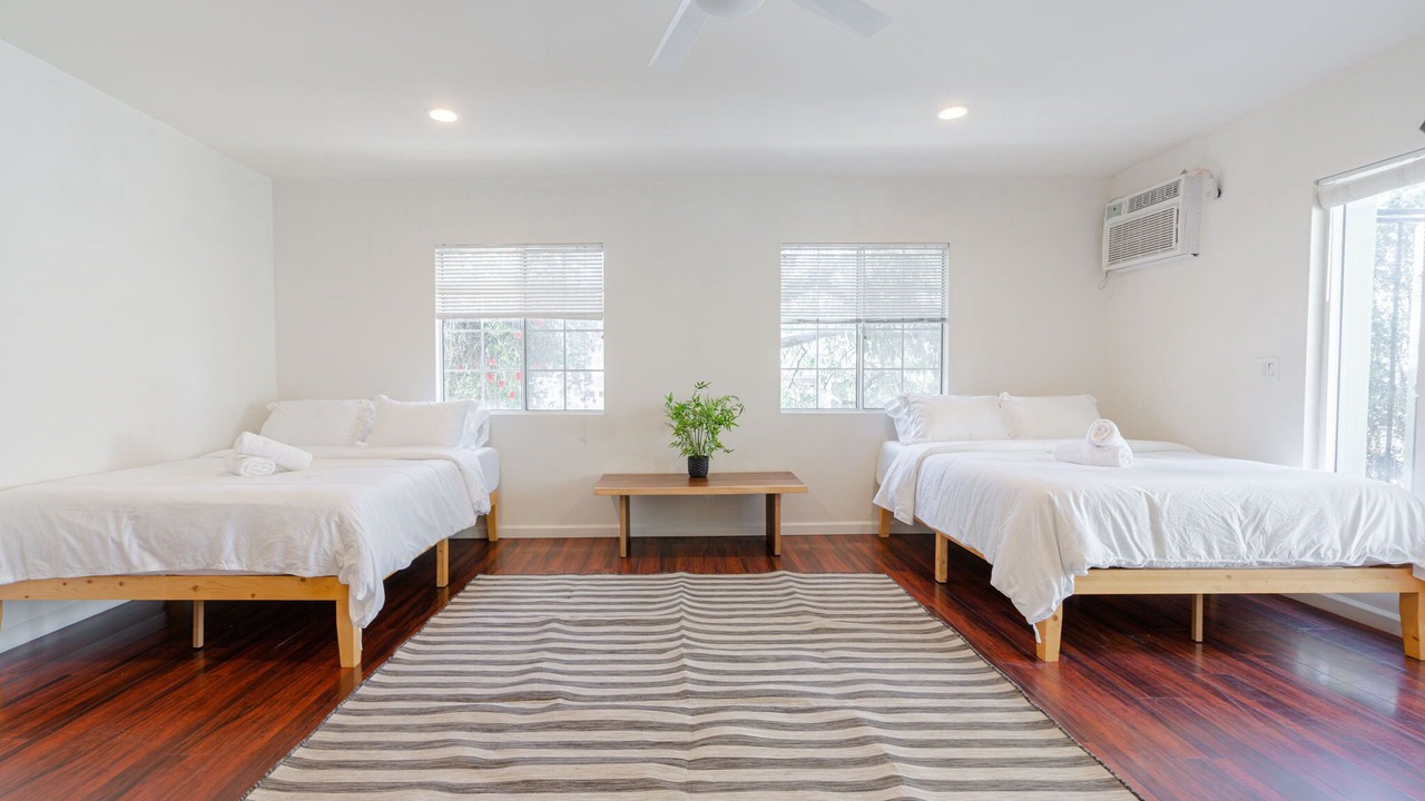 Photo of Bedroom in Studio City