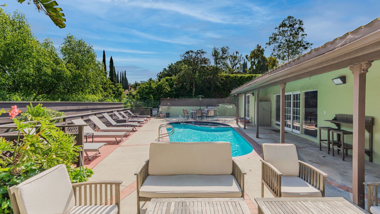 Photo of Outdoor in Studio City