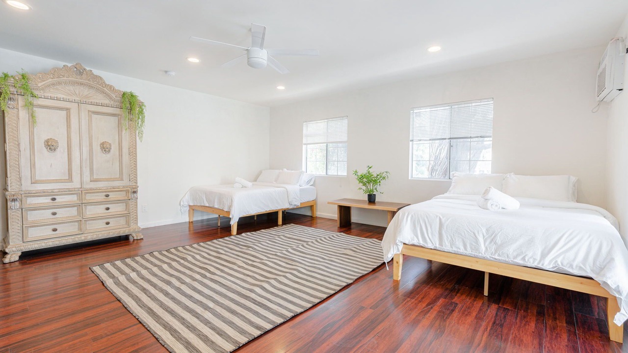 Photo of Bedroom in Studio City