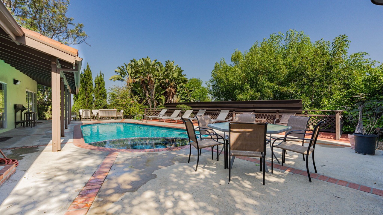 Photo of Outdoor in Studio City
