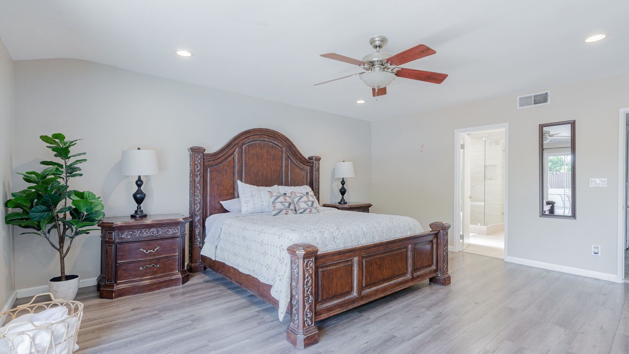Photo of Bedroom in Studio City