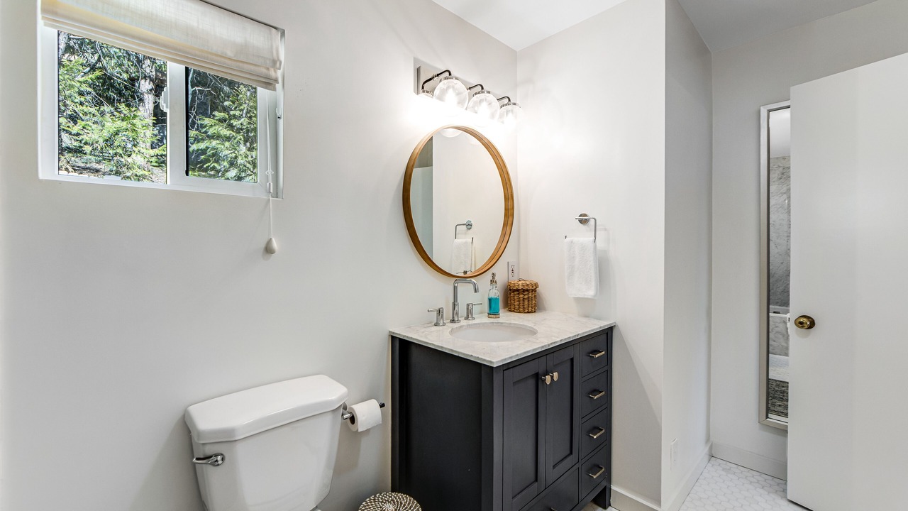 Photo of Bathroom in Cedar Glen