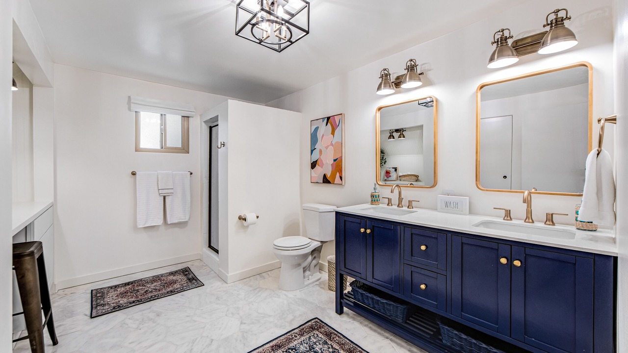 Photo of Bathroom in Cedar Glen