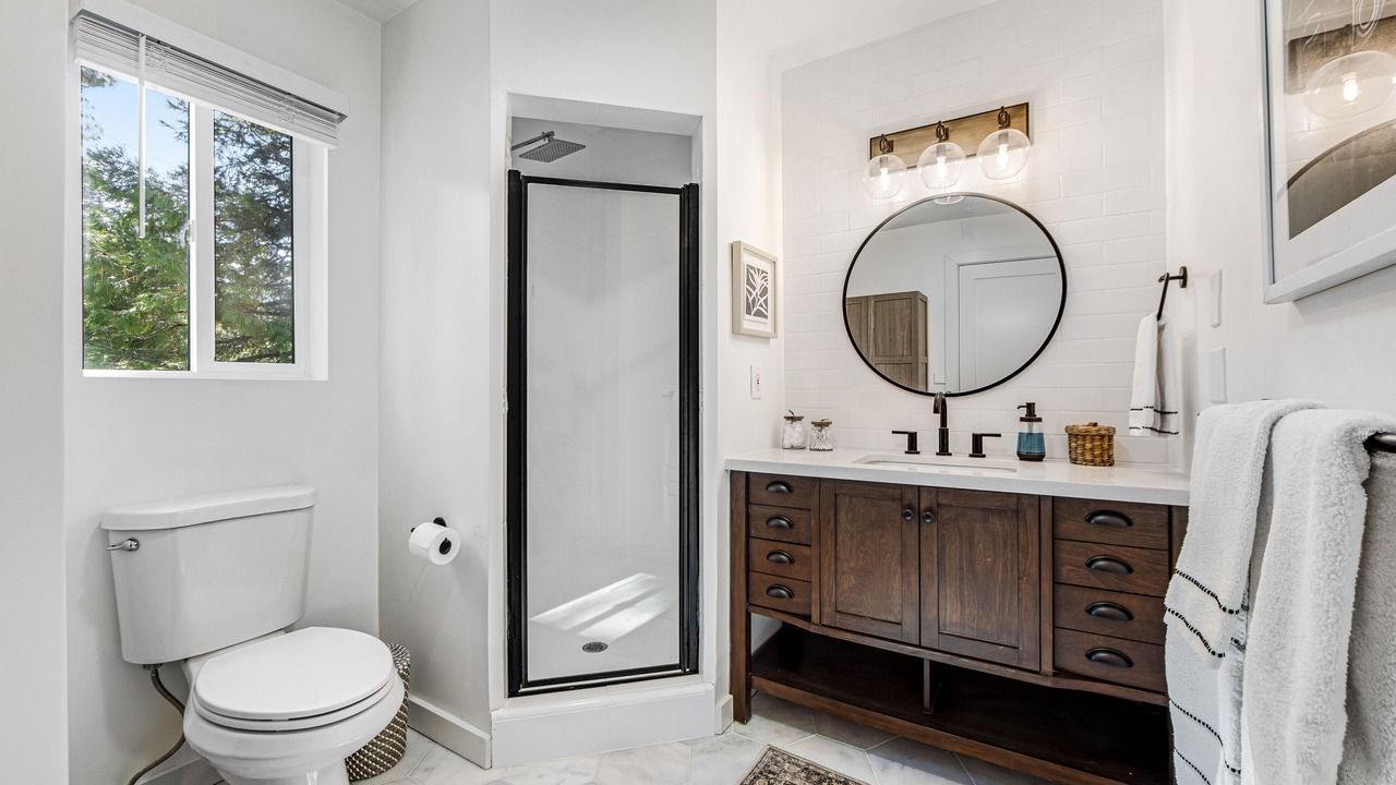 Photo of Bathroom in Cedar Glen