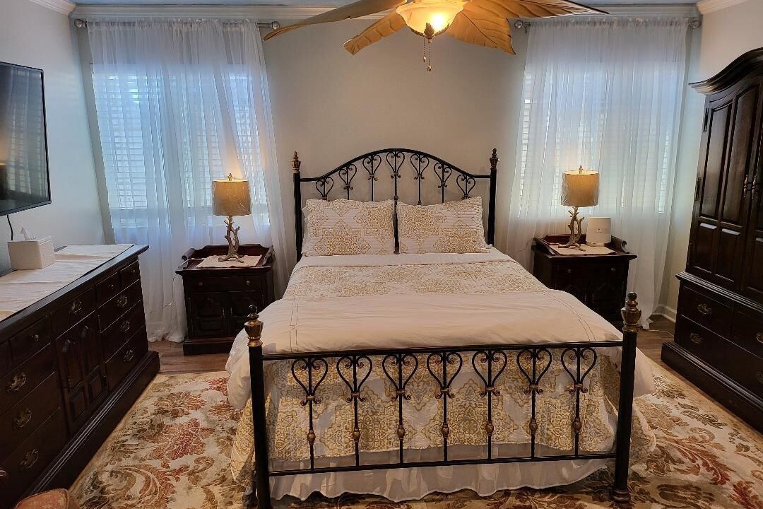 Photo of Bedroom in Downey