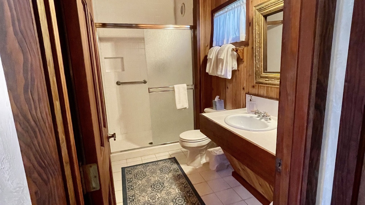 Photo of Bathroom in Anchor Bay