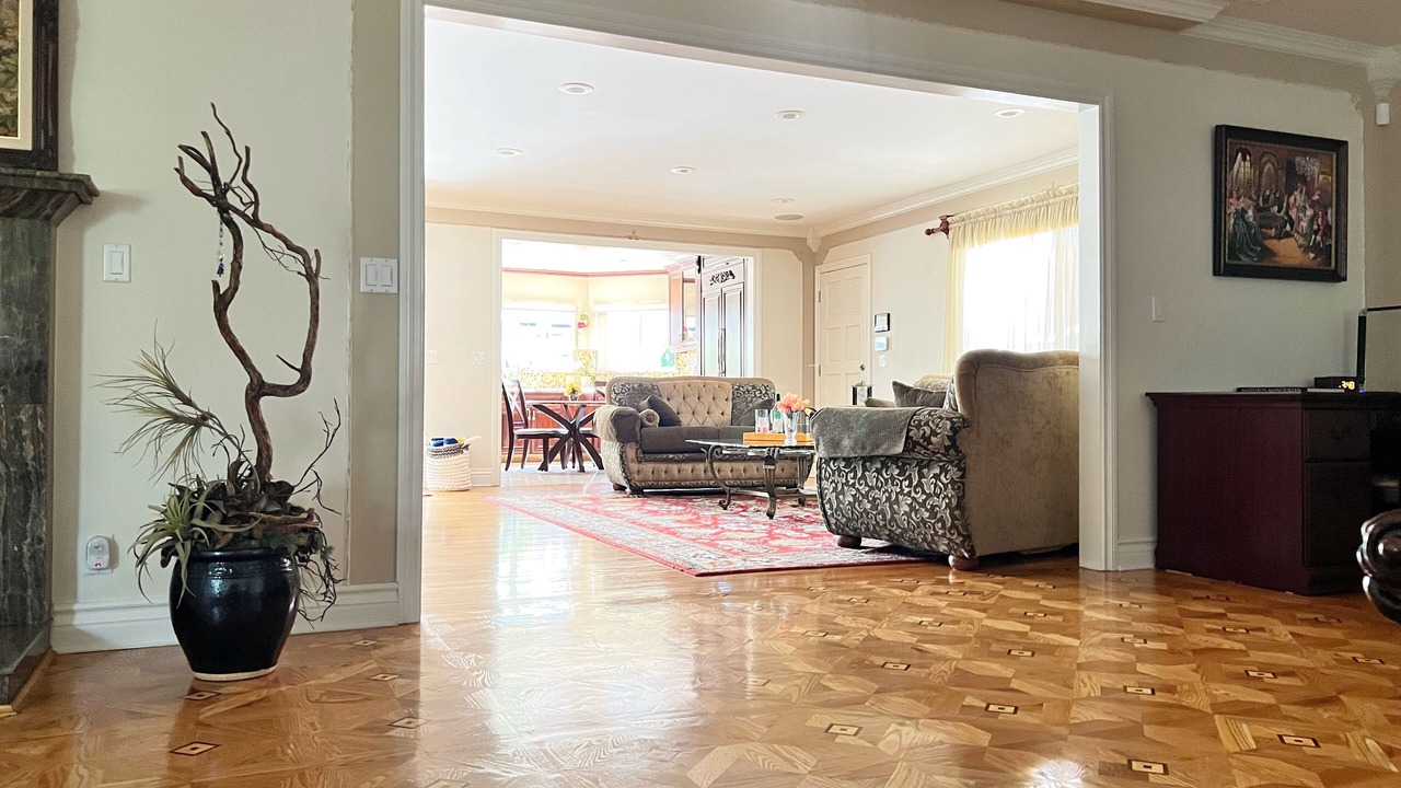 Photo of Bedroom in Valley Glen