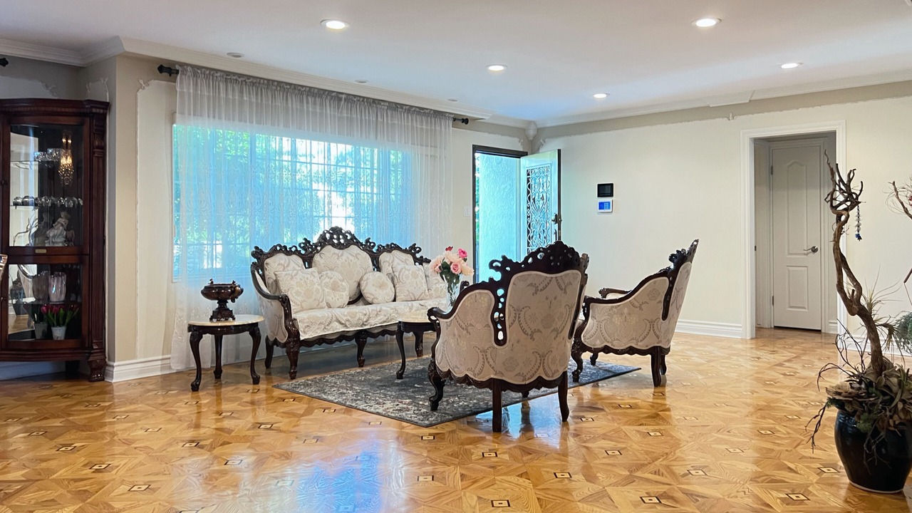 Photo of Bedroom in Valley Glen