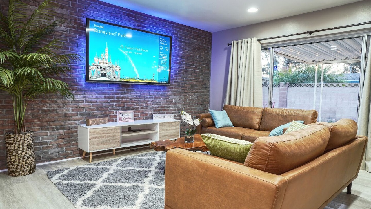 Photo of Livingroom in Fullerton